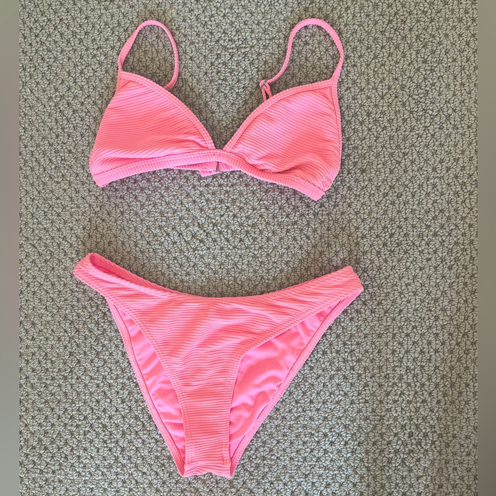 Billabong pink triangle bikini